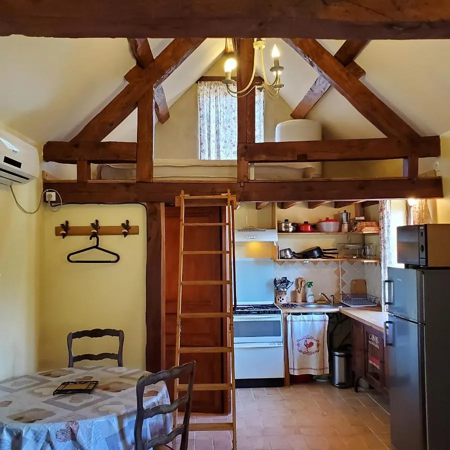 Holiday home Domaine La Carriere Villa Toulon-sur-Allier